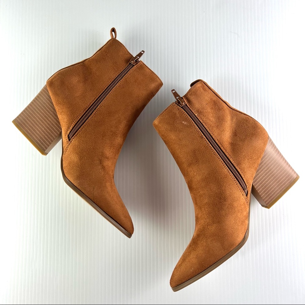 Matt & Nat Ankle Bootie Womens Ming Vegan Faux Suede size 8